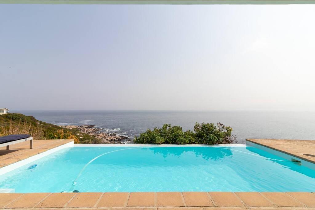 La Petite Baleine Oceanfront Luxury Villa Де Келдерс Екстер'єр фото