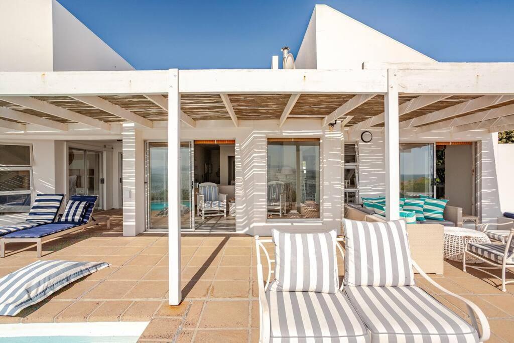 La Petite Baleine Oceanfront Luxury Villa Де Келдерс Екстер'єр фото