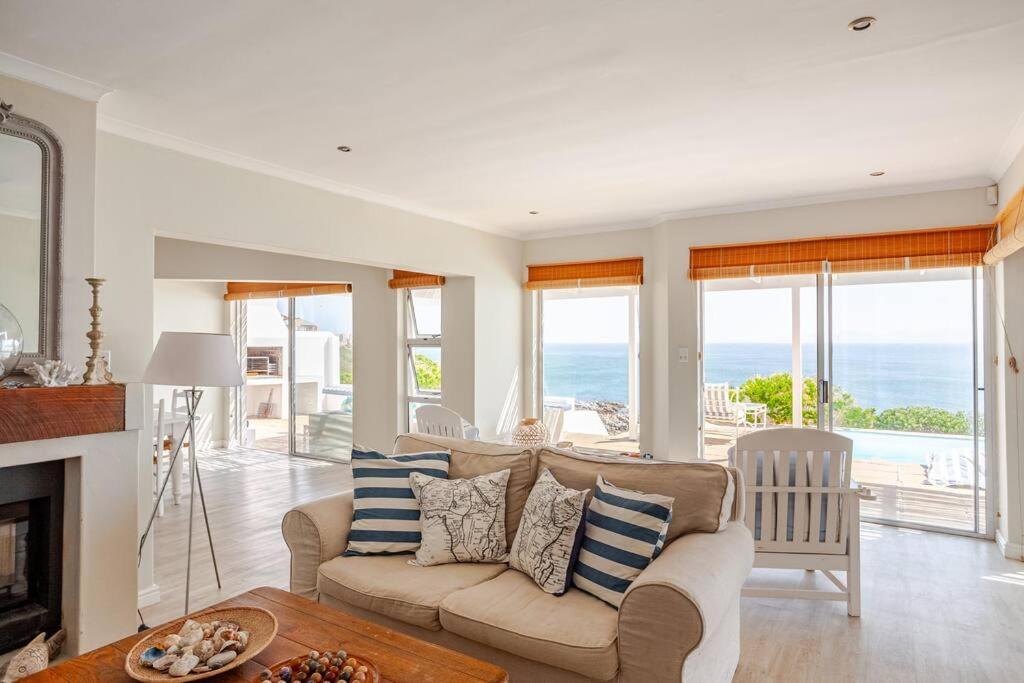 La Petite Baleine Oceanfront Luxury Villa Де Келдерс Екстер'єр фото